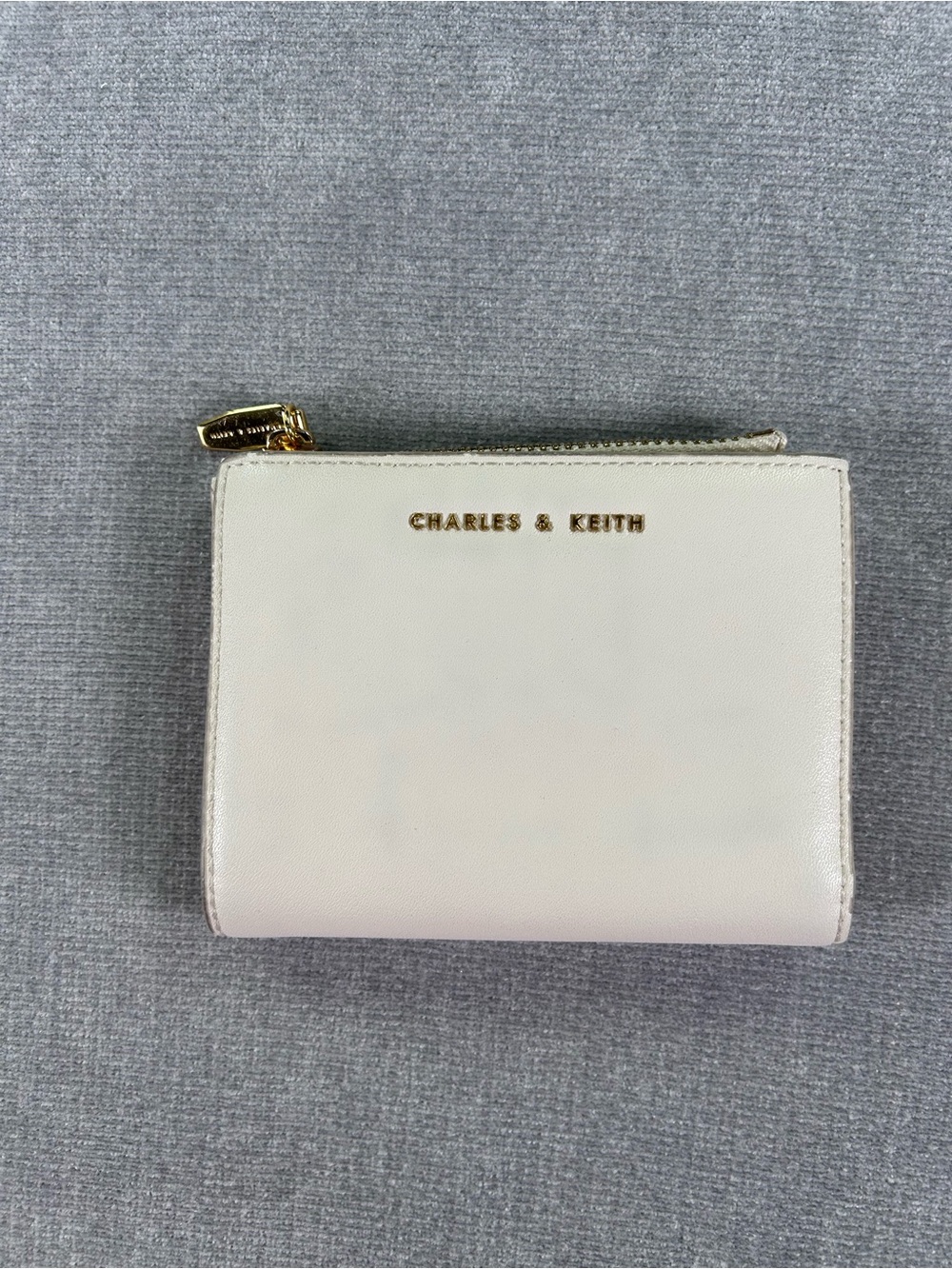 CHARLES & KEITH Harmonee Small Wallet Ivory Cream Top Zip Bifold Gold Logo